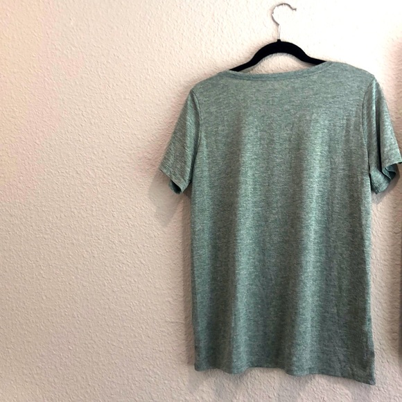 Nike Dri-Fit Top - Picture 2 of 3